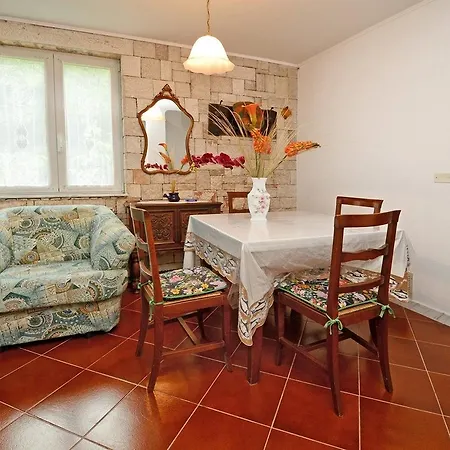 House Desy Tar Hébergement de vacances Tar-Vabriga