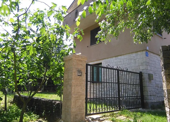 House Desy Tar 펜션 Tar-Vabriga