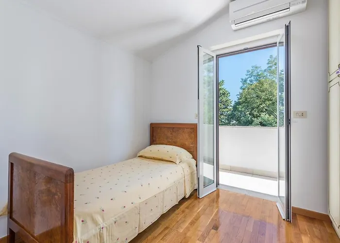 House Desy Tar * Tar-Vabriga